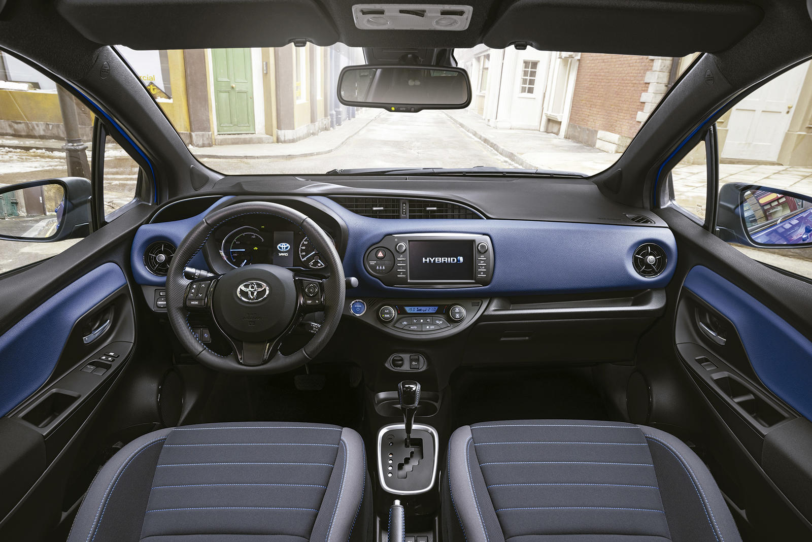 YARIS_MC_DETAILS_09
