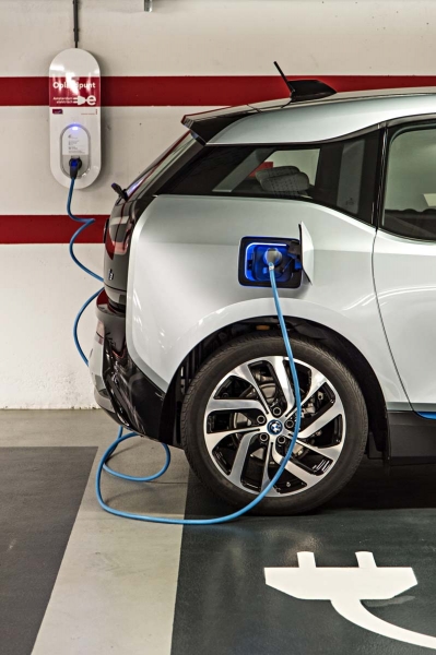P90136179_highRes_bmw-i3-exterior-10-2-960×600