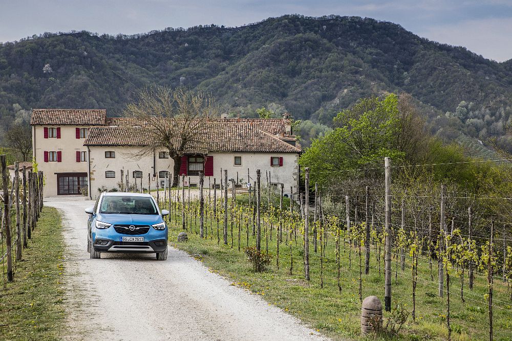Opel Crossland X