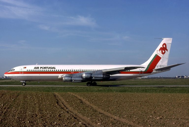 Boeing_707-382B_TAP_Air_Portugal_AN0575889-768×515