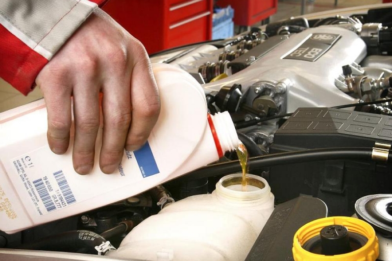 carro refrigeracao motor