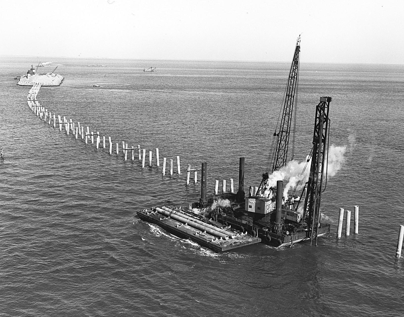 dp-nws-chesapeake-bay-bridge-tunnel-50th-20140414