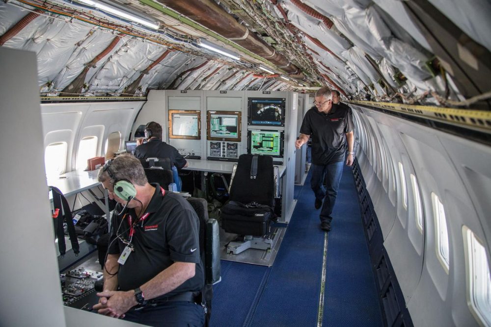honeywell-connected-flight-onboard-wifi-30