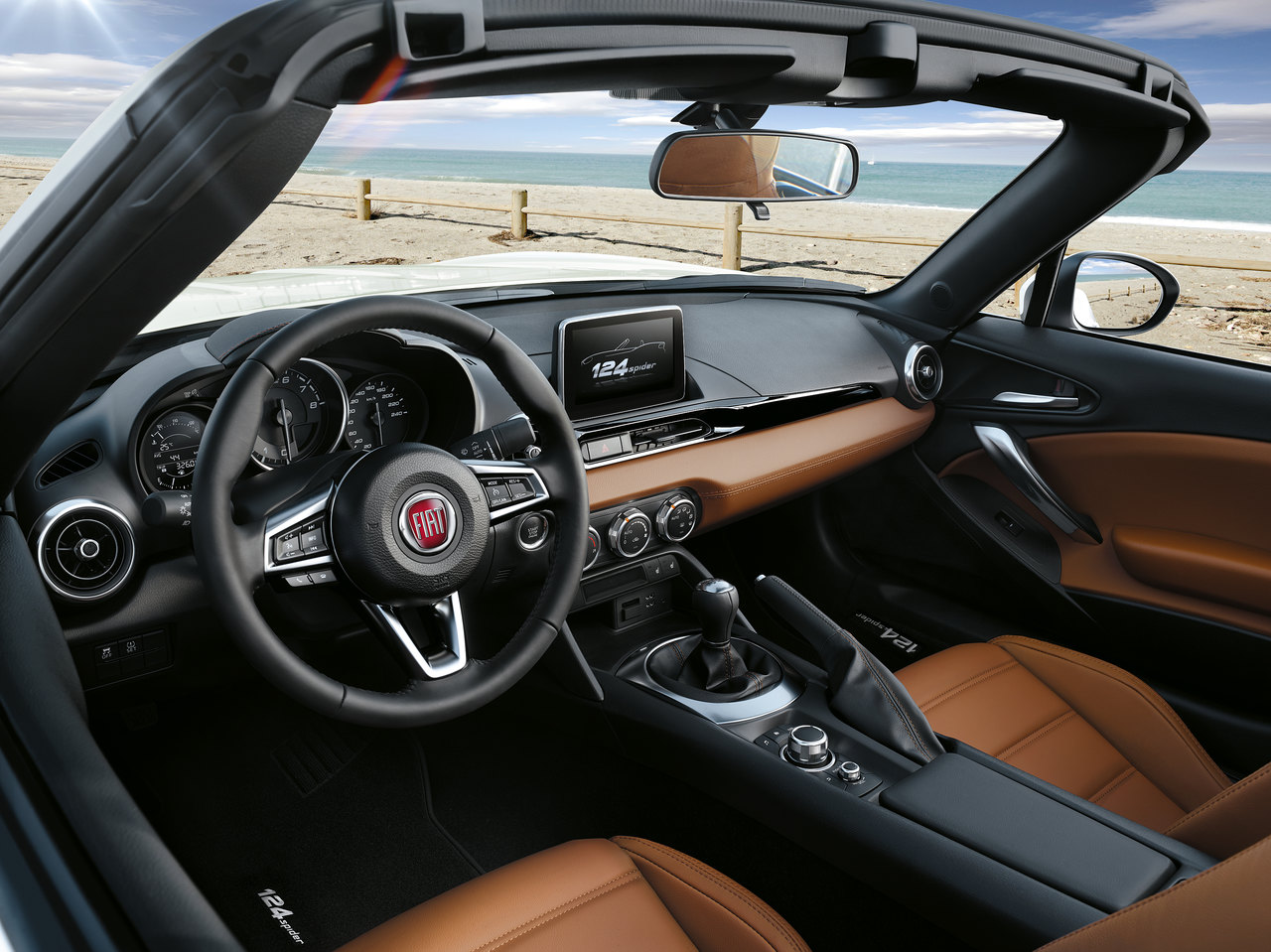 160301_Fiat_124_Spider_11_Easy-Resize.com