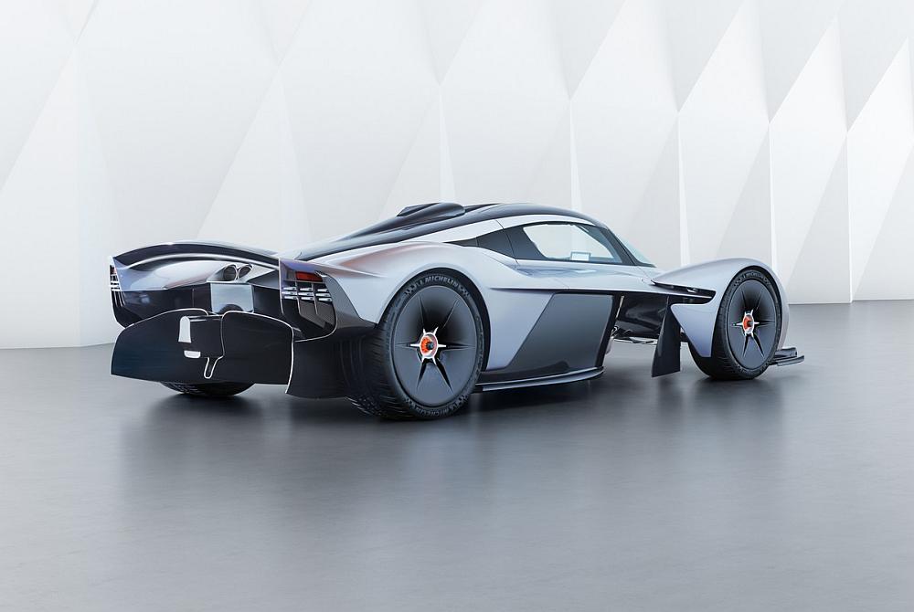 Aston-Martin-Valkyrie-6