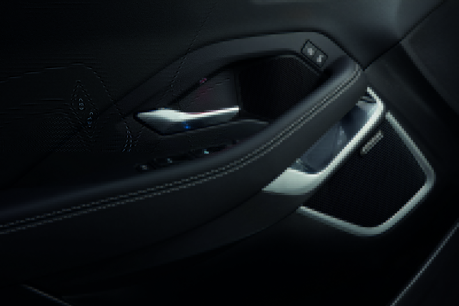 Jaguar E-Pace (36)