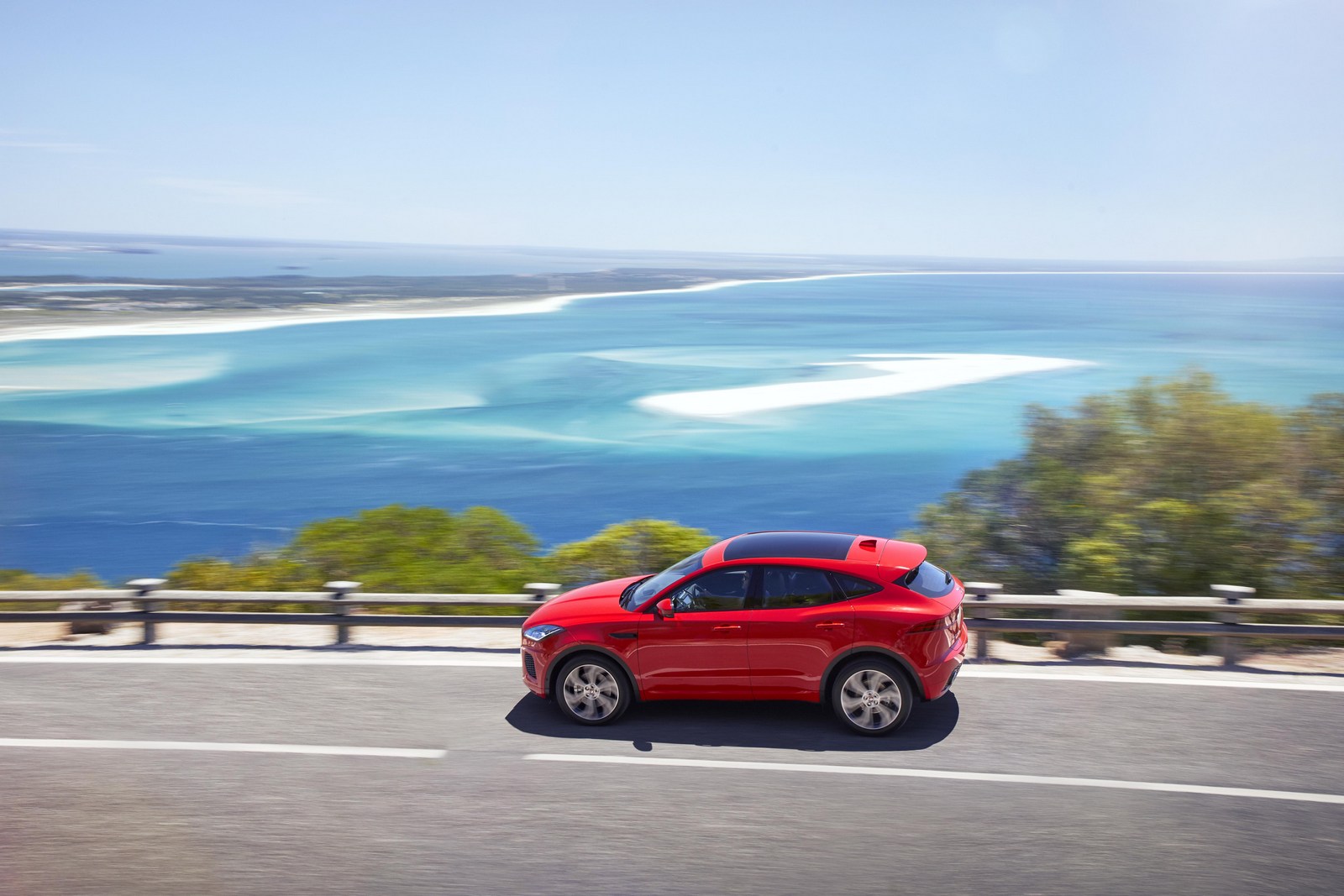 Jaguar E-Pace (4)