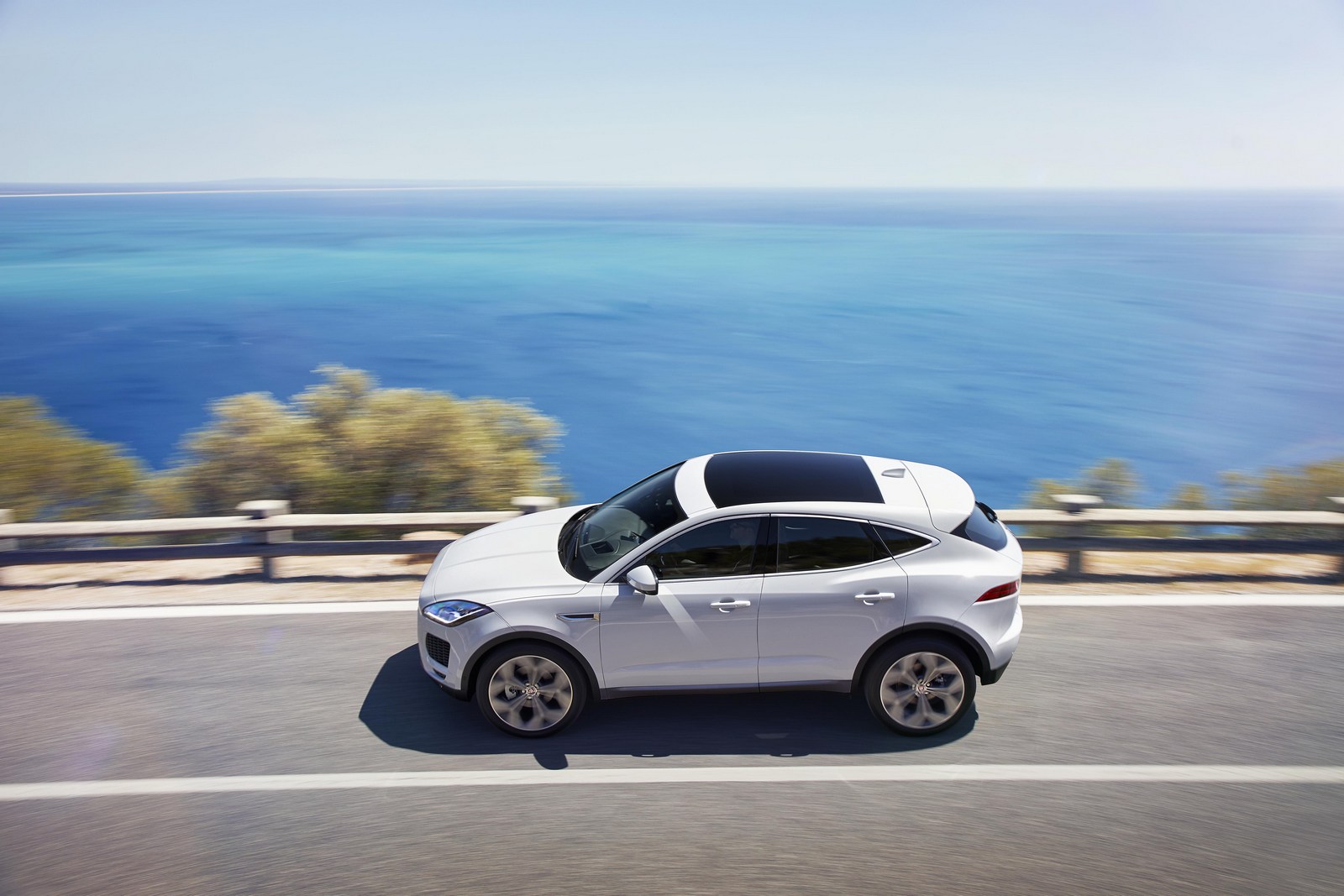 Jaguar E-Pace (53)