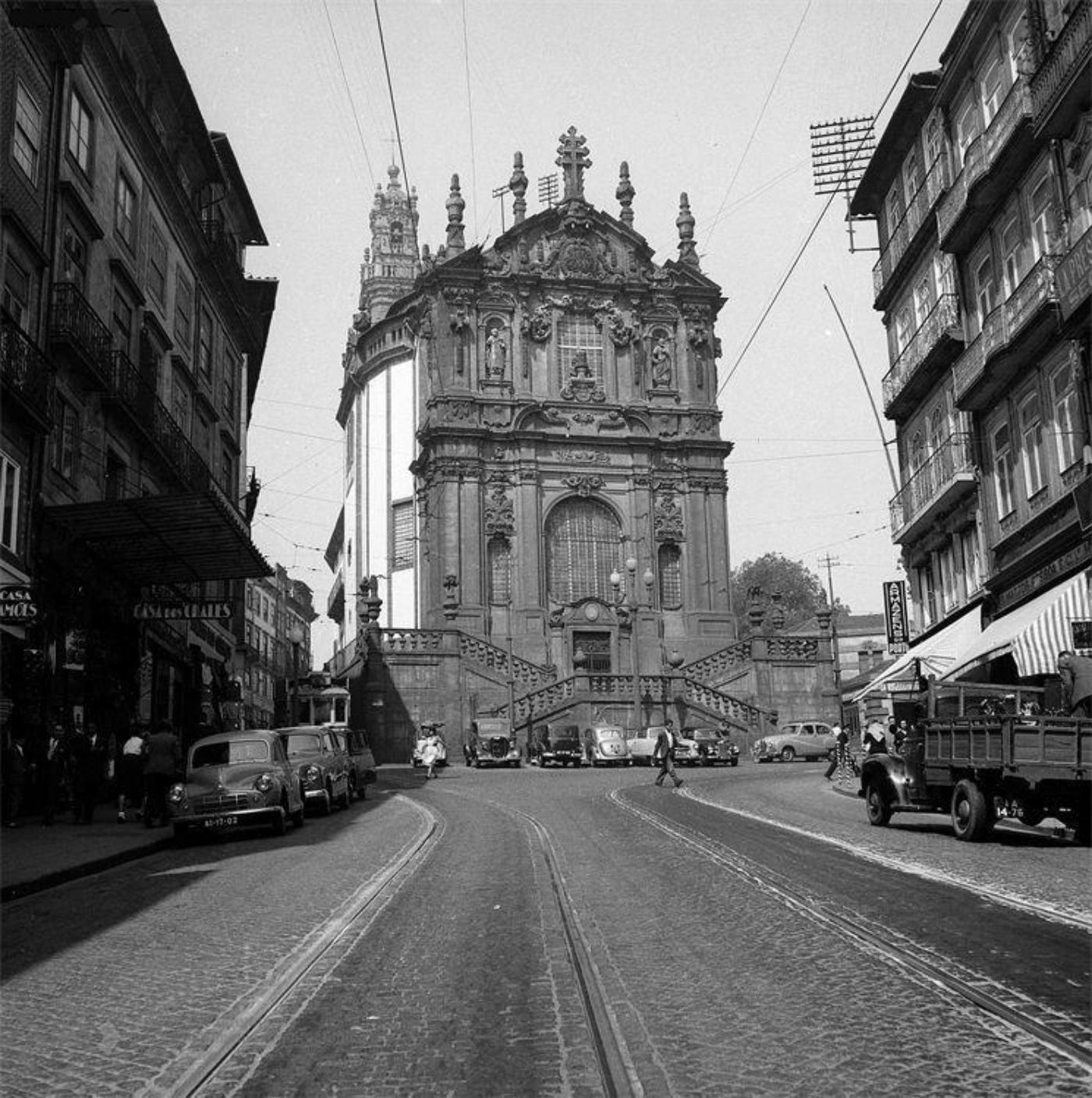 RuaClerigos_1965