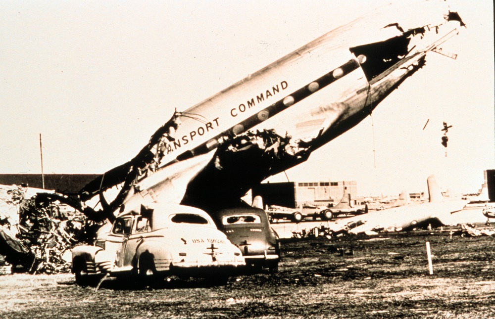 Tinker_AFB_tornado_damage_3