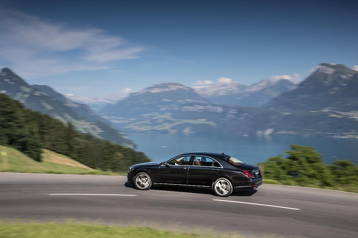 Mercedes-Benz S-Klasse, S 400 d 4MATIC, W 222, 2017/ PFV S–Klasse Zuerich 2017
Mercedes-Benz S-Class, S 400 d 4Matic, W 222, 2017/ PTD S–Class (Series & AMG) Zurich 2017