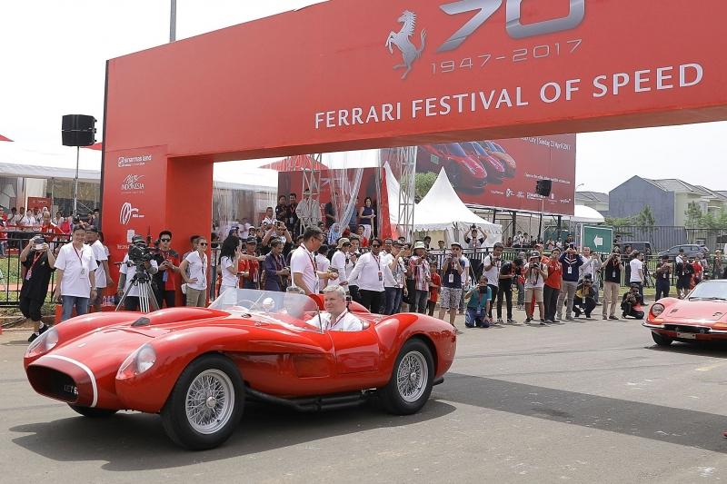 170158-car-festival_of_speed_indonesia-800x533_c.jpg