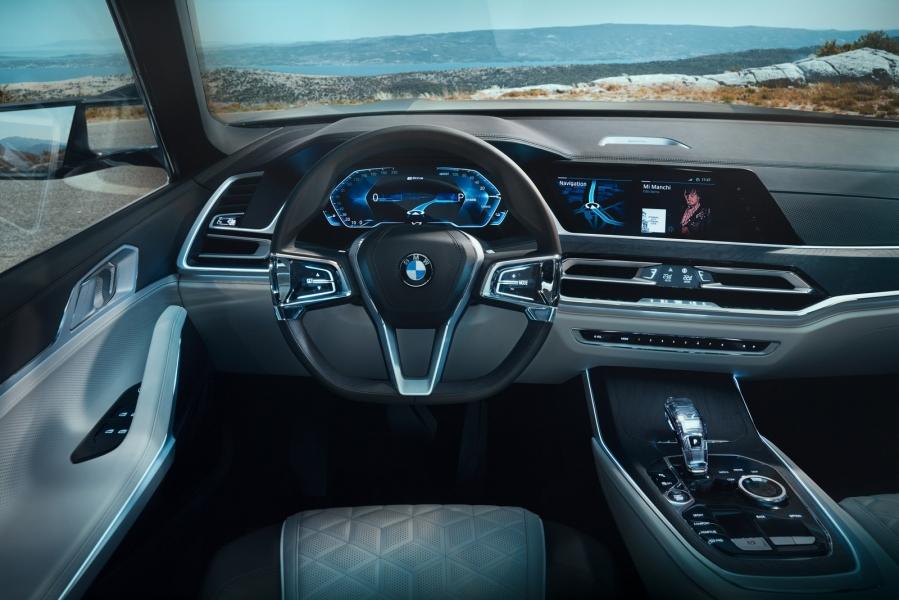 BMW-X7-iPerfomance-Concept-5-960×600
