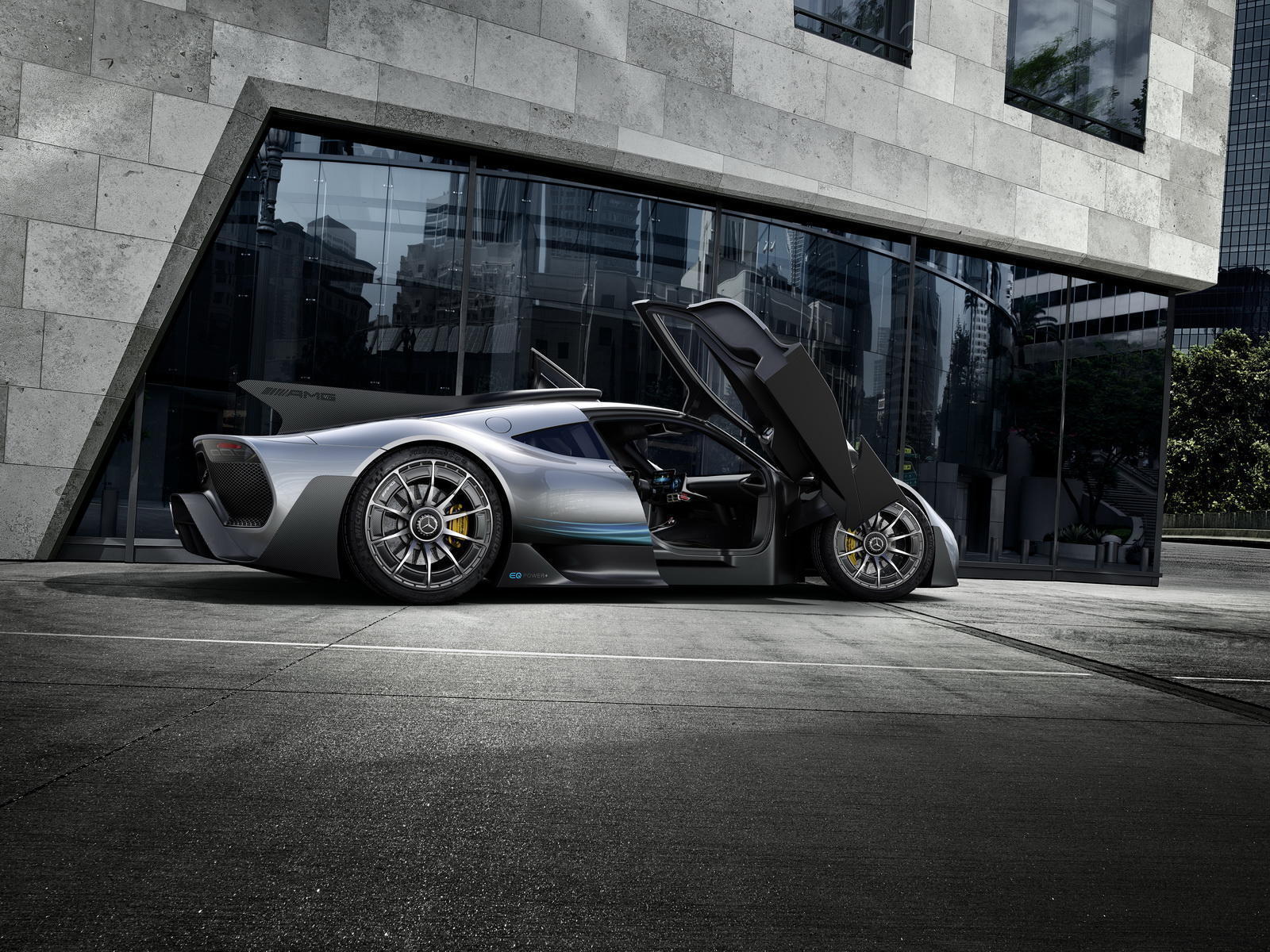 MercedesAMG-ProjectOne-07