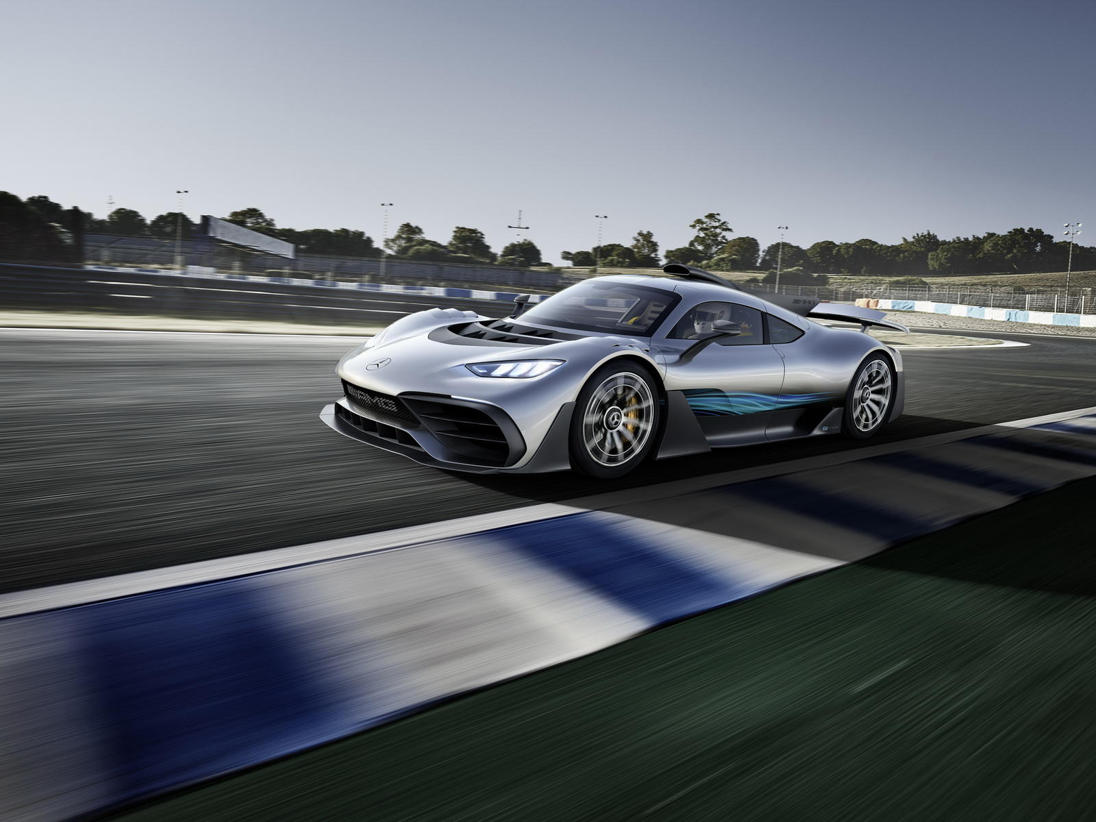 MercedesAMG-ProjectOne-12