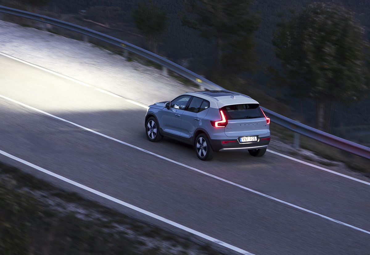 Volvo xc40 (4)