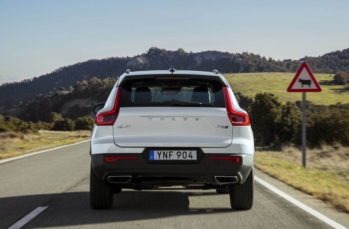 Volvo xc40 (9)
