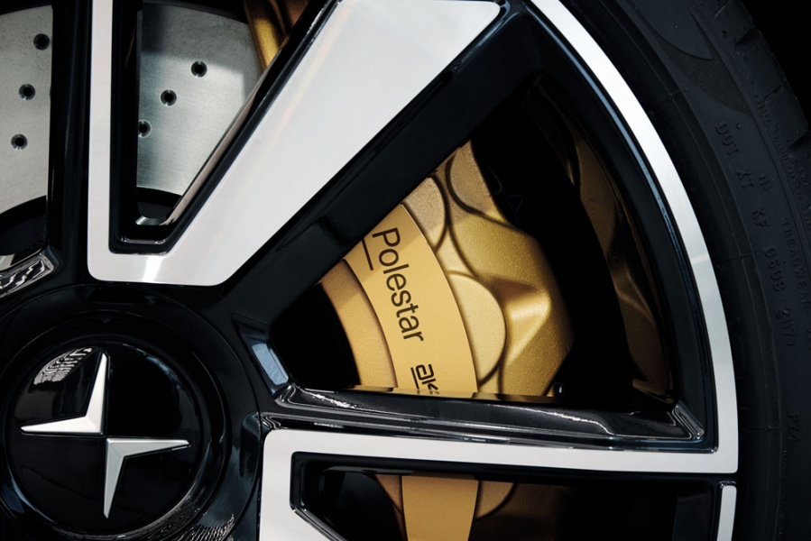 Exterior_brake_high-960×600