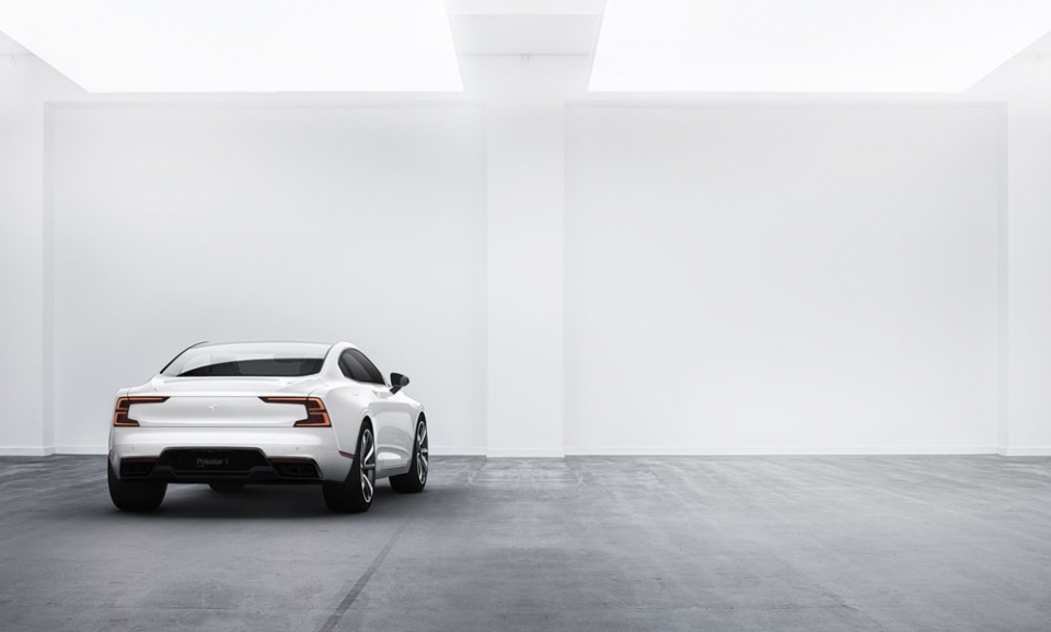 Exterior_rear_3_high-960×600