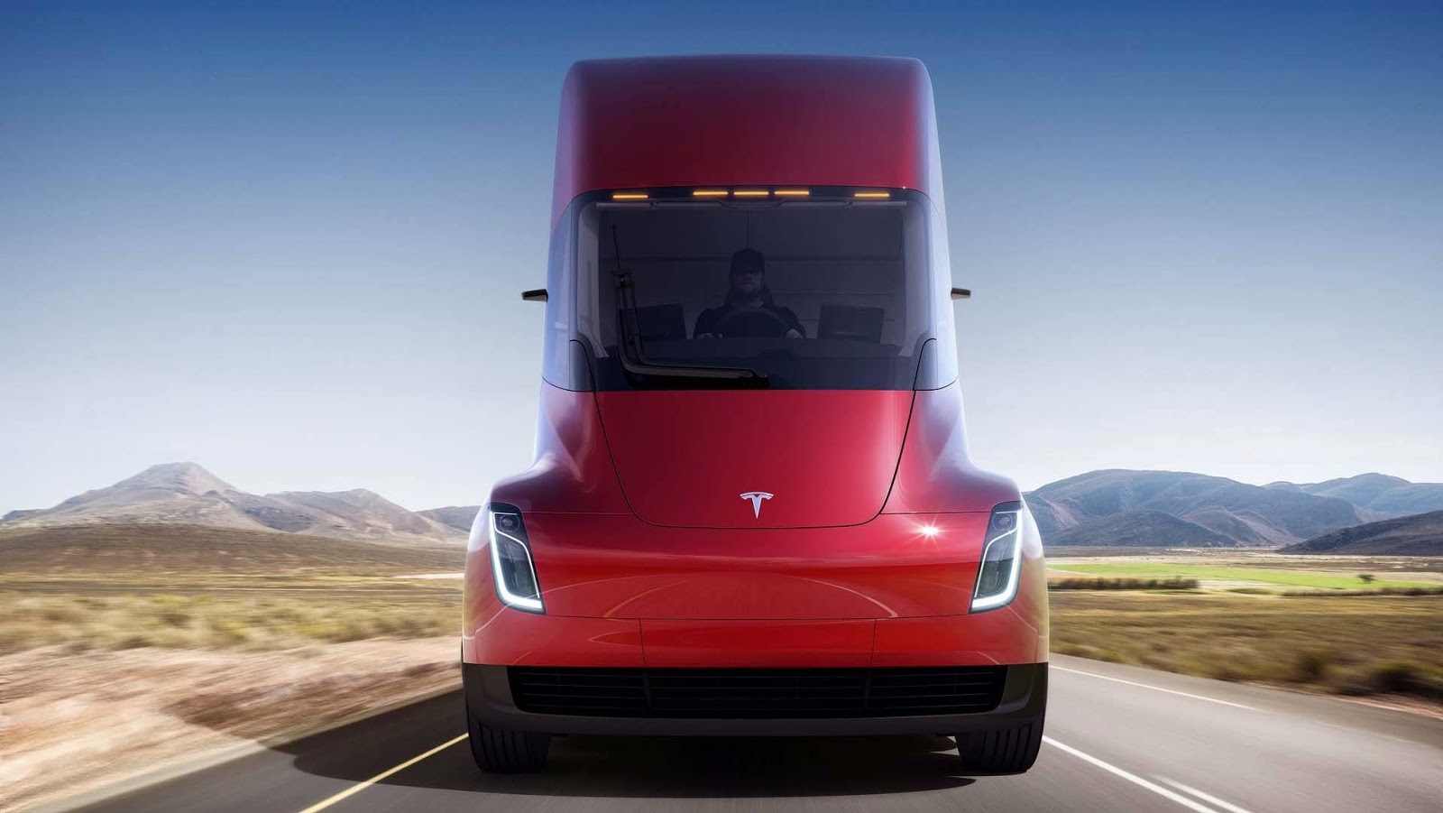 Tesla Semi (1)