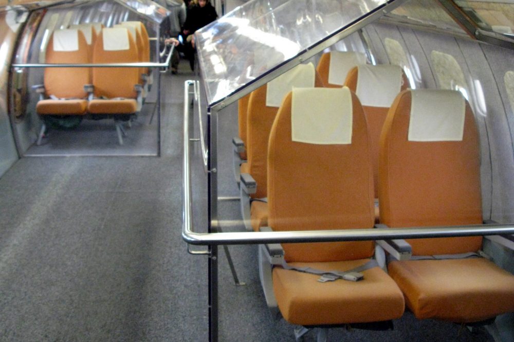 Tu-144-cabin