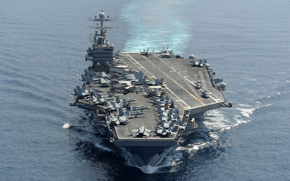 US_Navy_120118-N-QH883-003