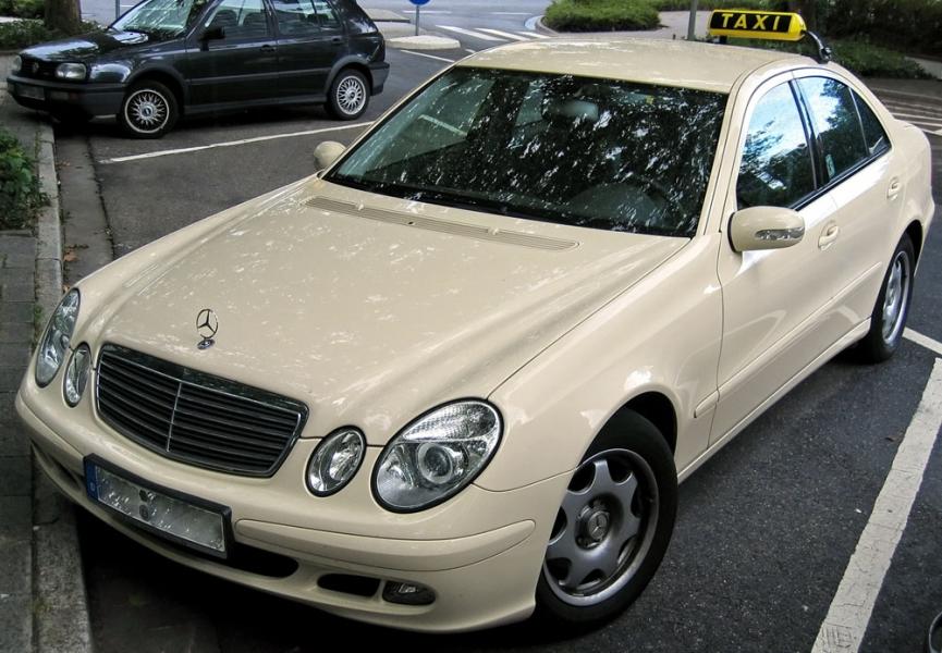 Alemanha-Mercedes-Classe-E-960×600