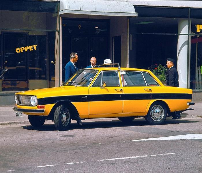 Suécia-Volvo-144-960×600