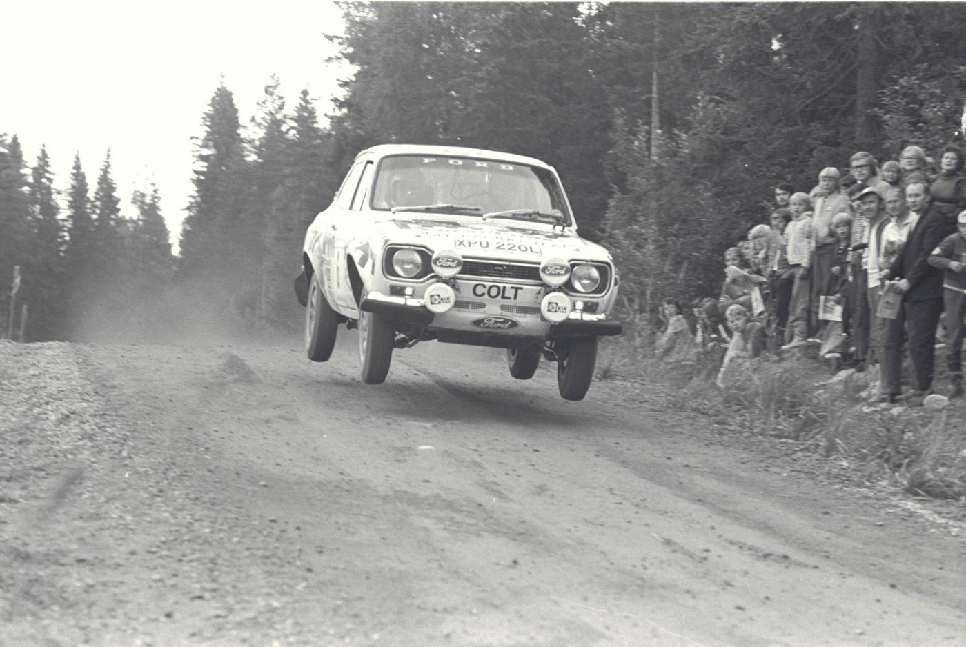 001_1974mikkoladavenport