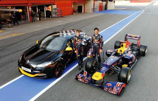 15 megane RB7