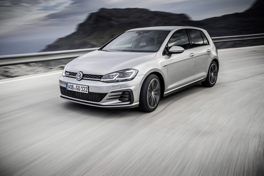8-3º-Volkswagen-Golf-