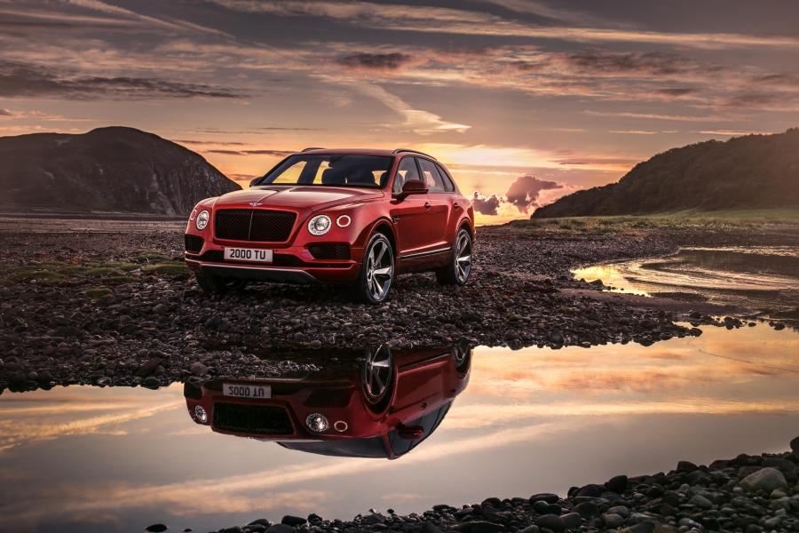 Bentayga-V8-4-960×600