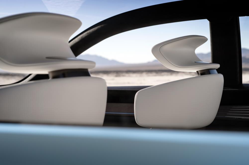 INFINITI_Q_Inspiration_ExteriorDetail_45