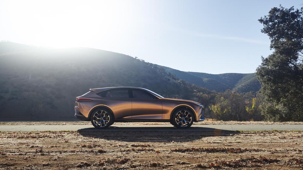Lexus_LF1_Limitless_01_EF4935394151C57623DA712F11C9A61415477839_tn
