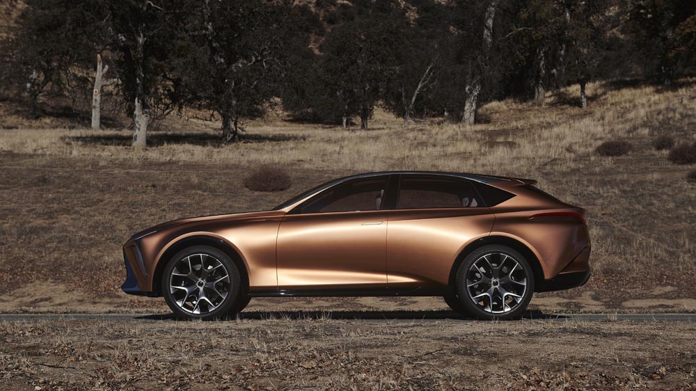 Lexus_LF1_Limitless_10_02F89CEFDCFAA00DE947C2BD5B0133DFA1376B3B_tn