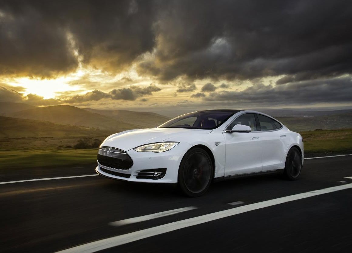 Tesla model s (8)