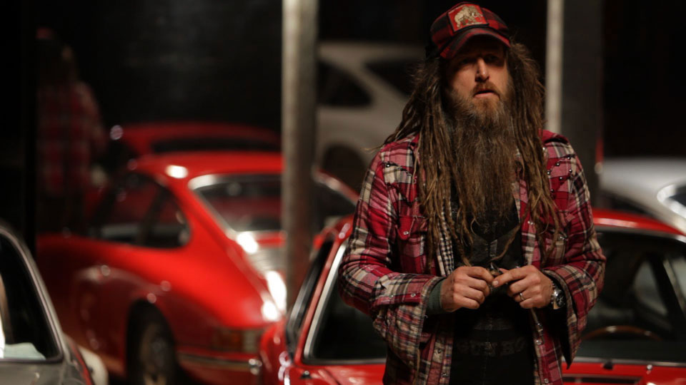 magnus-walker-artist-designer-and-porsche-collector_100405609_l