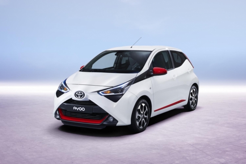 1.aygo2018-presentacion-960×600