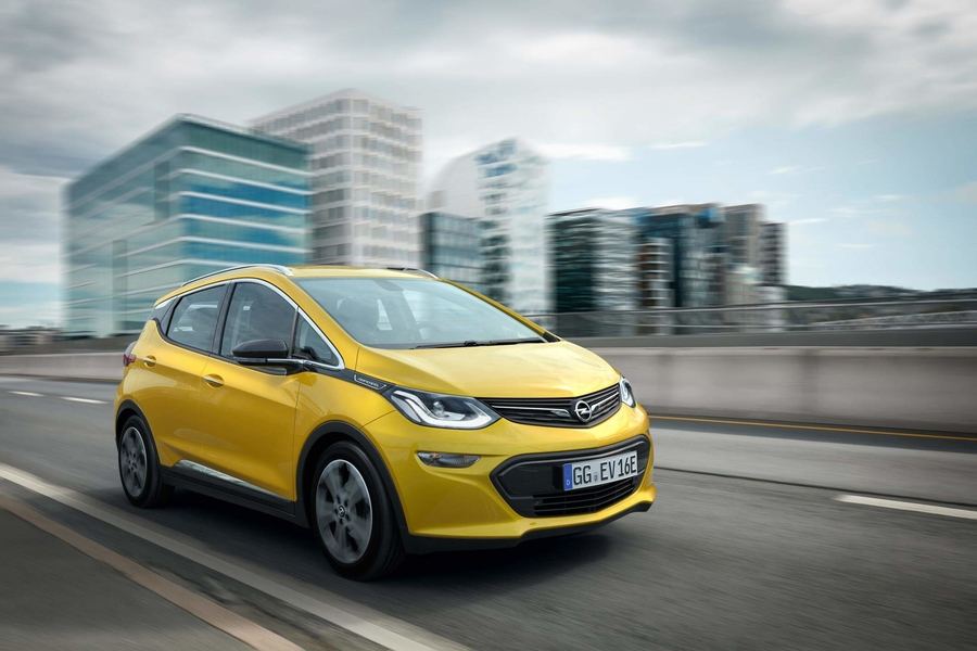 2 Opel-Ampera-E-303293-960×600