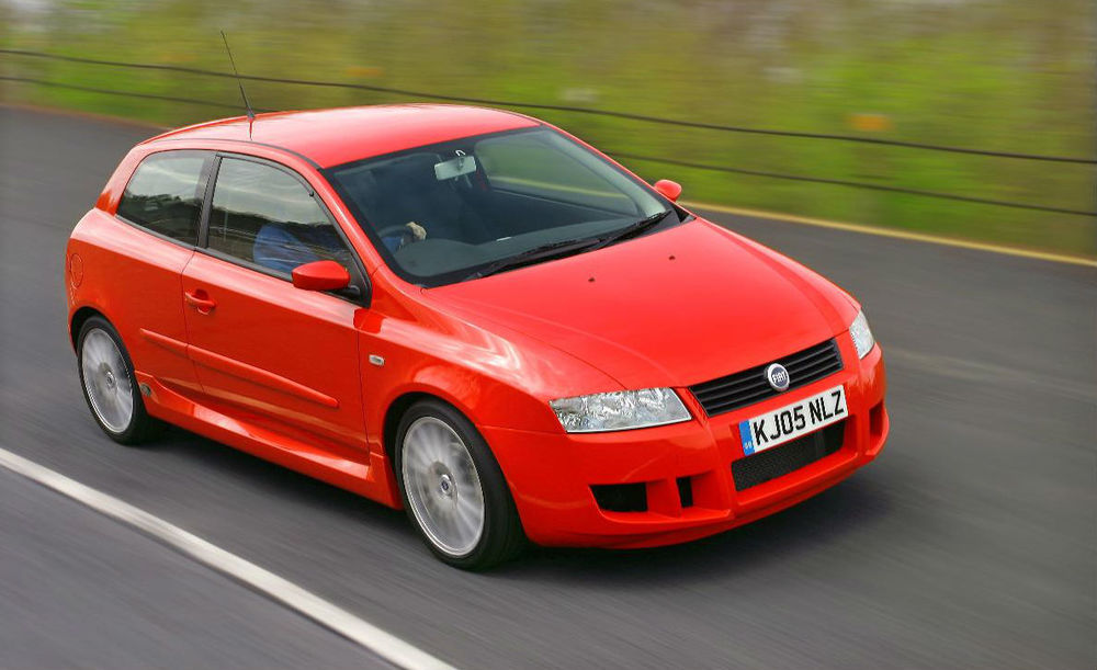 5 Fiat-Stilo-Michael-Schumacher-Limited-Edition – Cópia