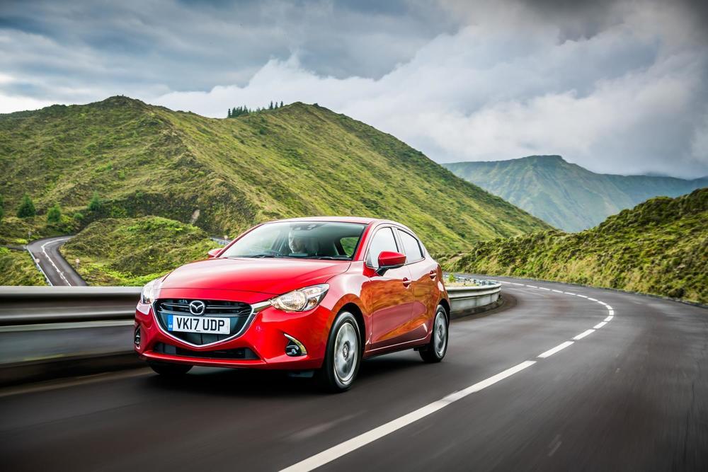 7-14º-Mazda-144-por-cada-100-carros