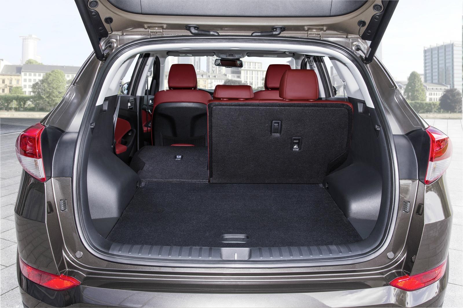 All-New-Tucson-Interior-Moon-Rock-7