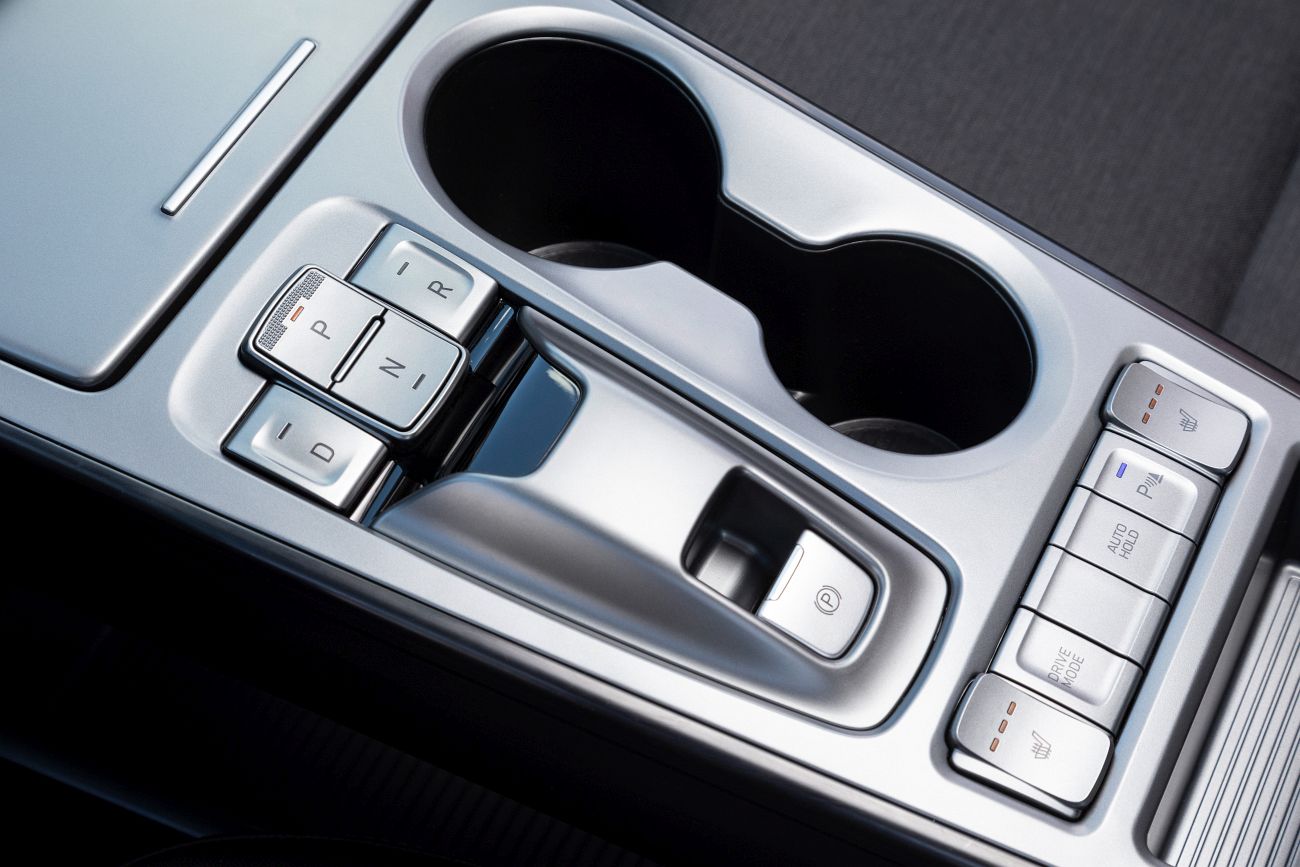 hyundai-kona-electric-july2018-34-interior