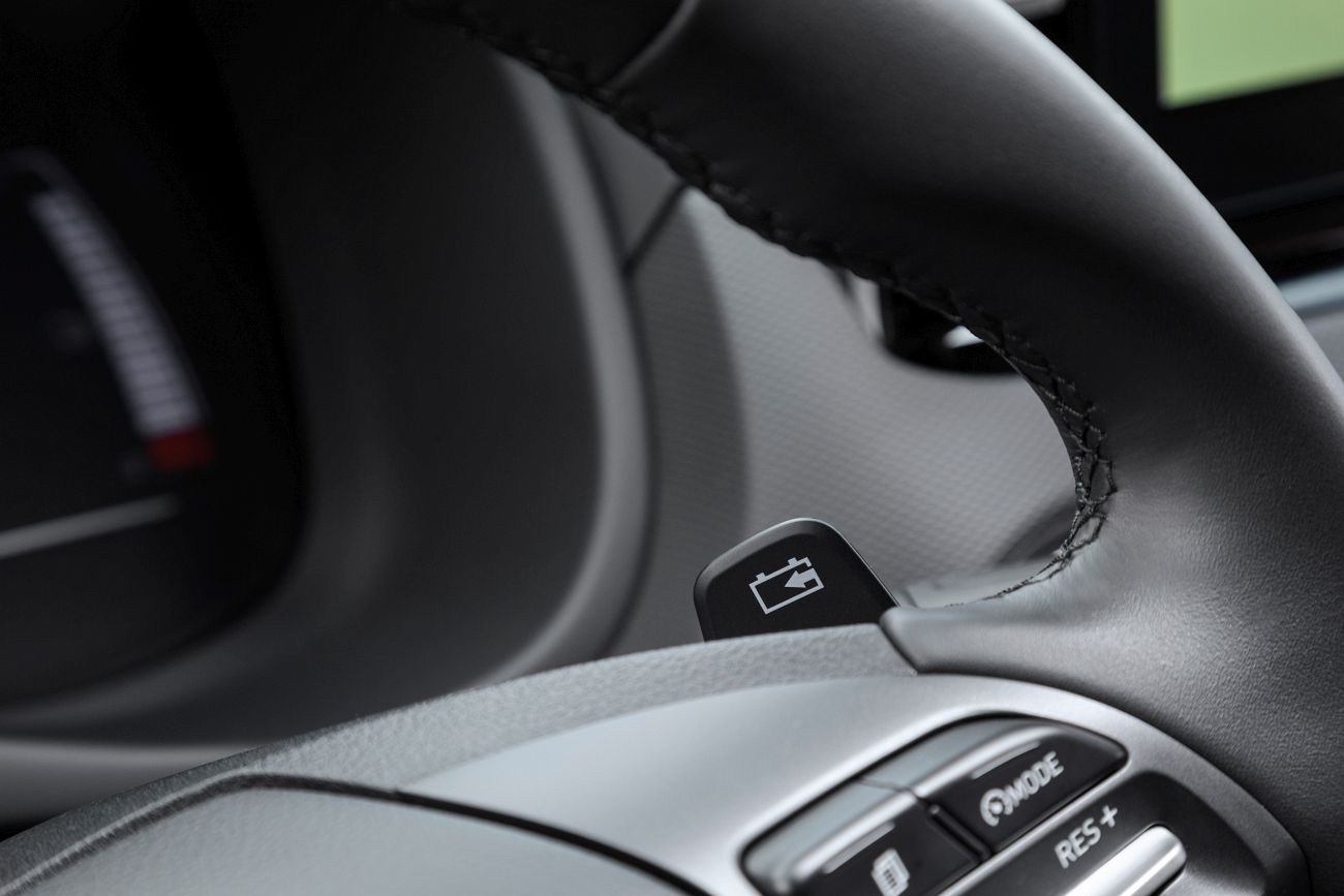 hyundai-kona-electric-july2018-47-interior