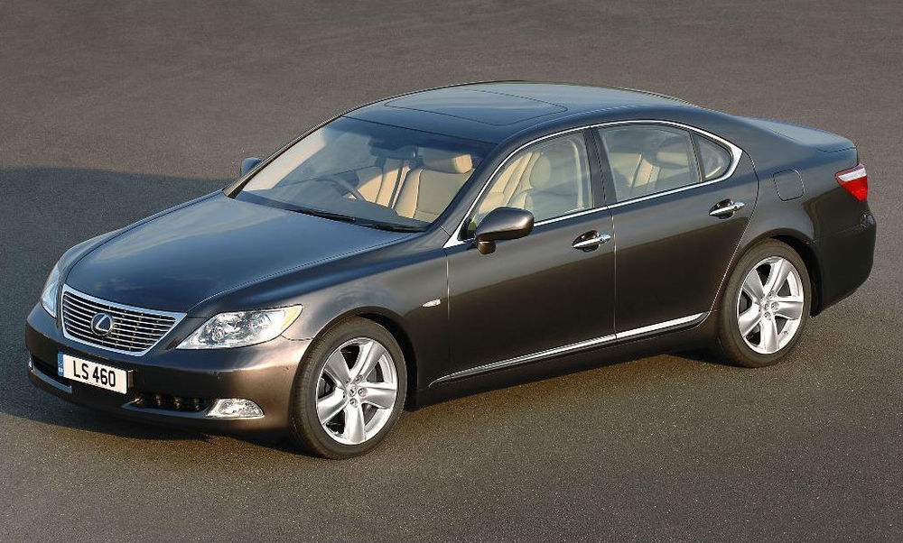 2007-Lexus-LS460