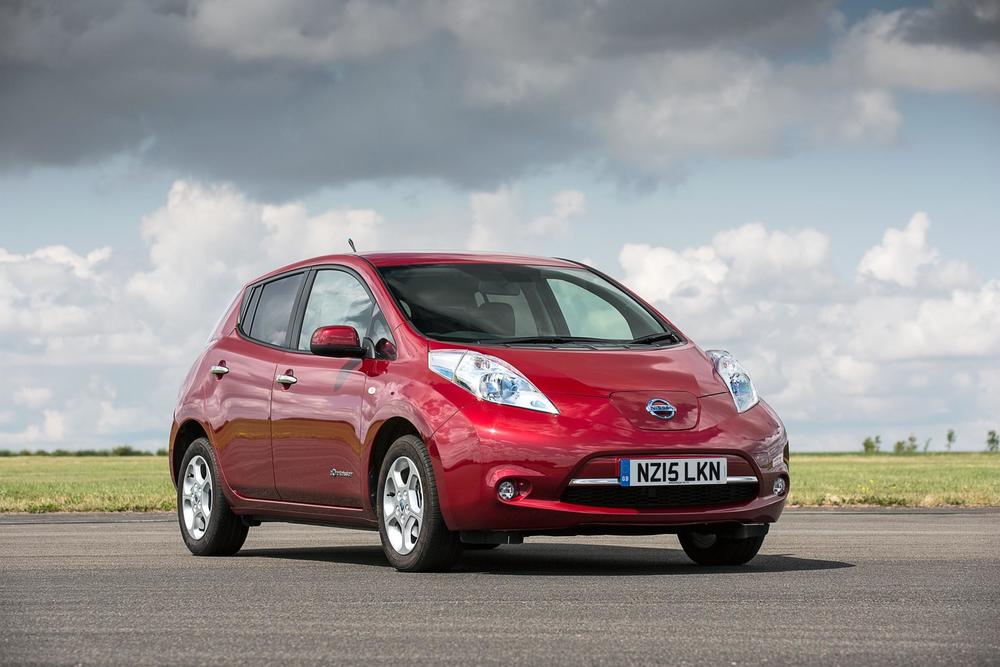 2011-Nissan-Leaf