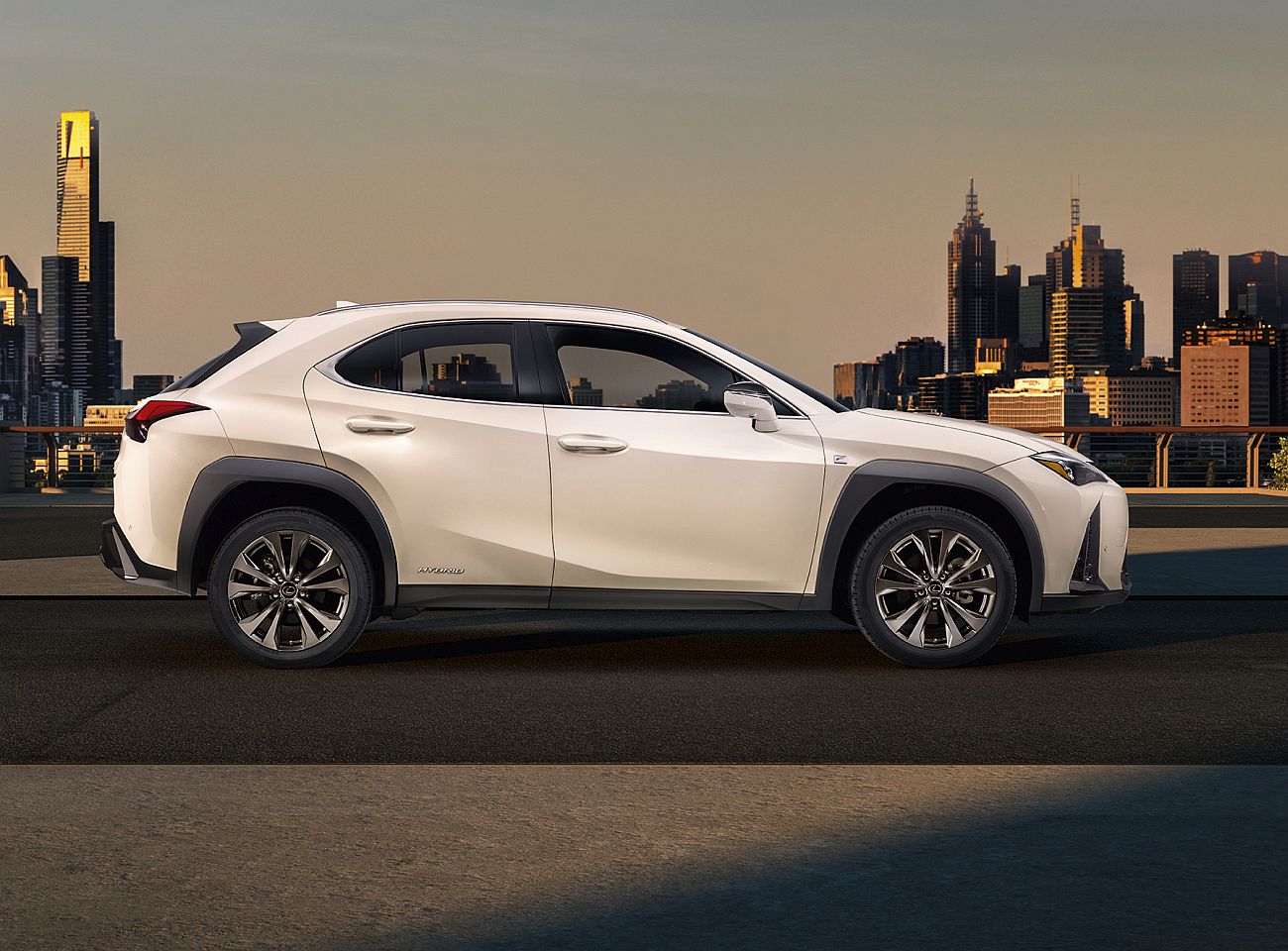 2018lexus-ux-fsport-loc-dh-06