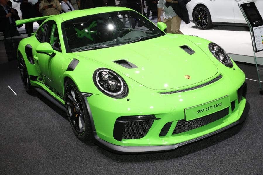 4-porsche-960×600