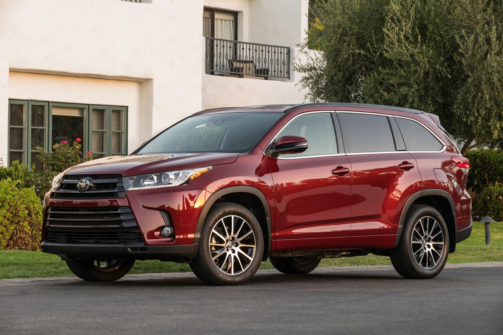 9 Toyota-Highlander