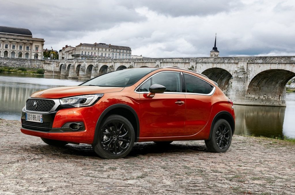 DS-4_Crossback-2016-1280-01-1024×678